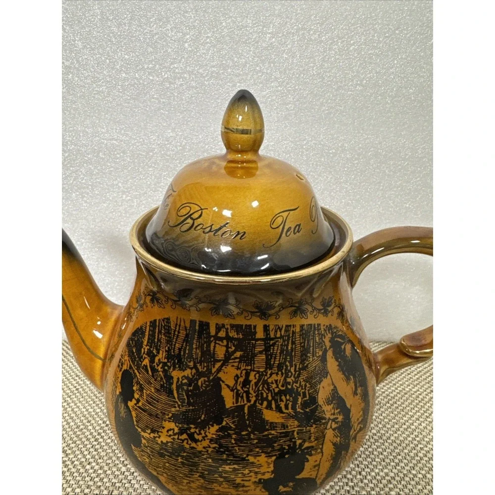 Vintage‎ Boston Tea Party 1773 Commemorative Ceramic Teapot Brown Gold Trim